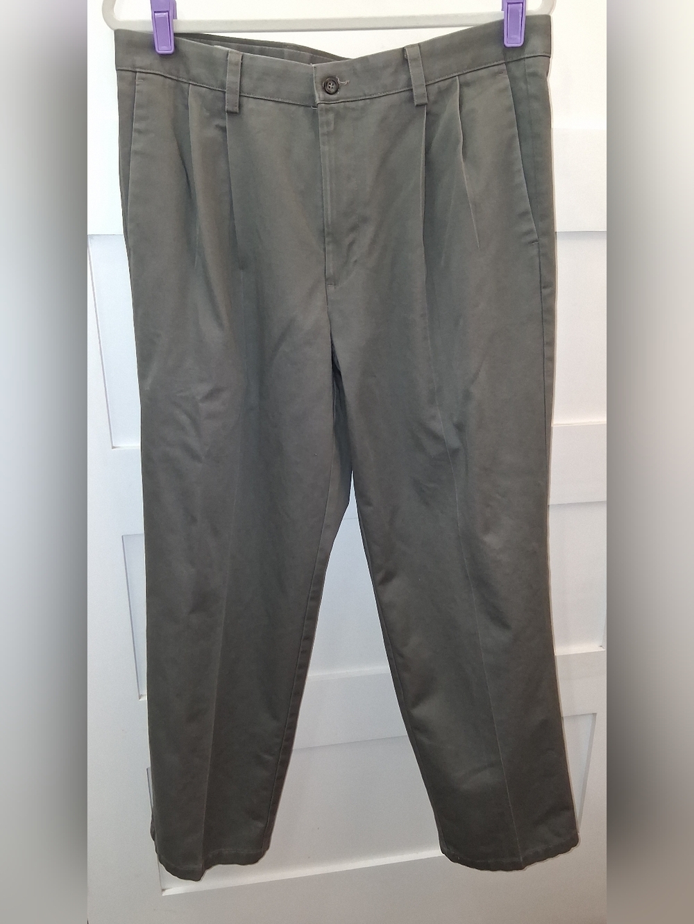 Men's Dockers Individual Fit Stretch Waistband  Pleated Khaki Green Pants 34x30